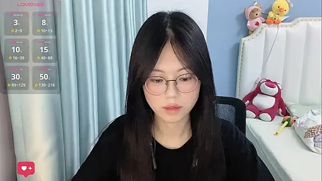Luna-666 online show from May 2026 02:16:02 PM