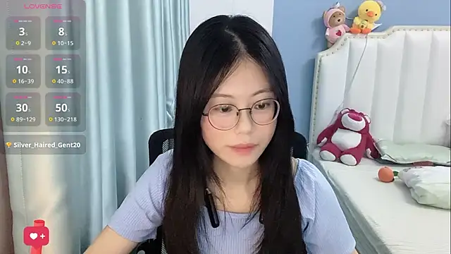 Luna-666 online show from May 2026 02:05:01 PM