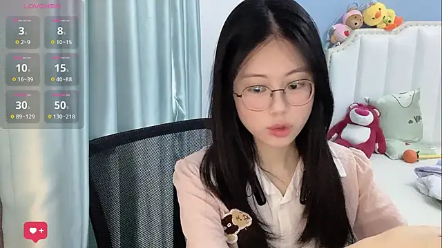 Luna-666 online show from May 2026 10:07:01 PM