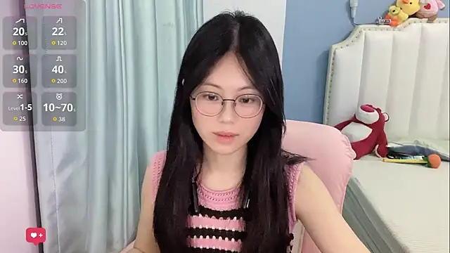 Luna-666 online show from June 2026 02:44:01 PM