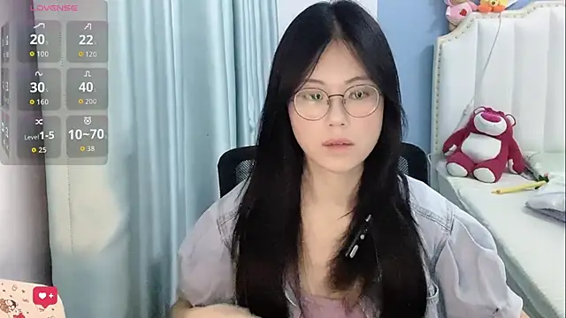 Luna-666 online show from May 2026 12:46:01 PM