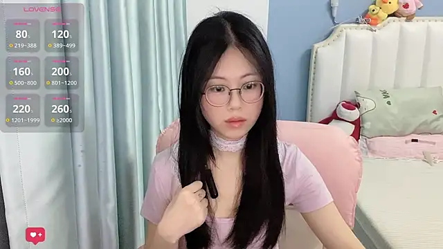 Luna-666 online show from July 2026 02:35:01 PM