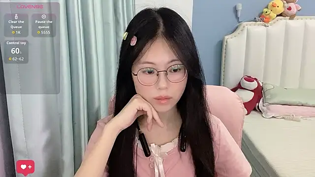 Luna-666 online show from July 2026 01:34:02 PM