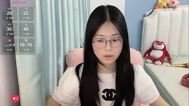 Luna-666 online show from June 2026 01:55:02 PM
