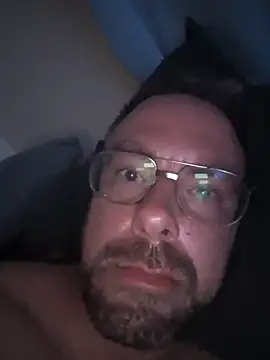 Snapshot of BWCMarineMark chatting on July 2026 06:25:01 AM BWCMarineMark online show from July 2026 06:25:01 AM