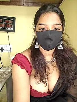 Snapshot of vanika2000 chatting on July 2026 04:25:02 AM vanika2000 online show from July 2026 04:25:02 AM