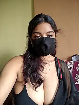 vanika2000 online show from May 2026 03:13:01 AM