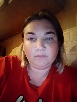 MiyaOlliver online show from April 2026 06:39:01 PM