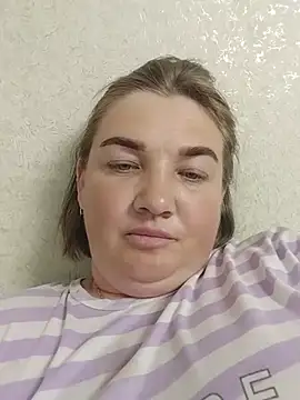 MiyaOlliver online show from July 2026 04:40:01 PM
