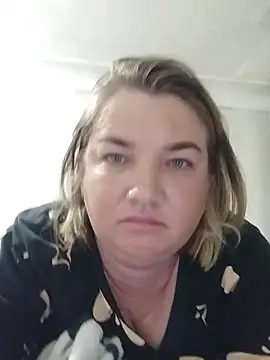 MiyaOlliver online show from July 2026 06:42:02 AM