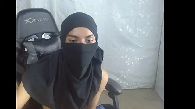 JHOANpss online show from April 2026 12:53:01 AM