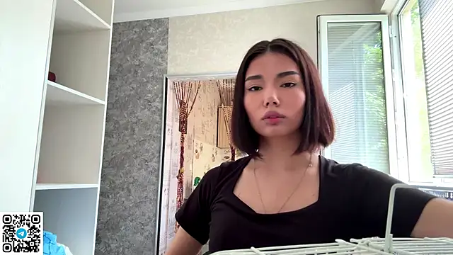 MarylnMonnier online show from May 2026 07:06:01 AM