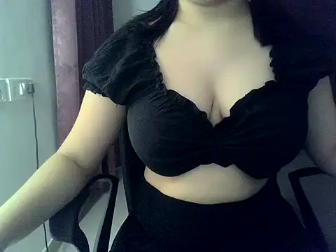 DreamyDesireX online show from June 2026 05:41:01 PM