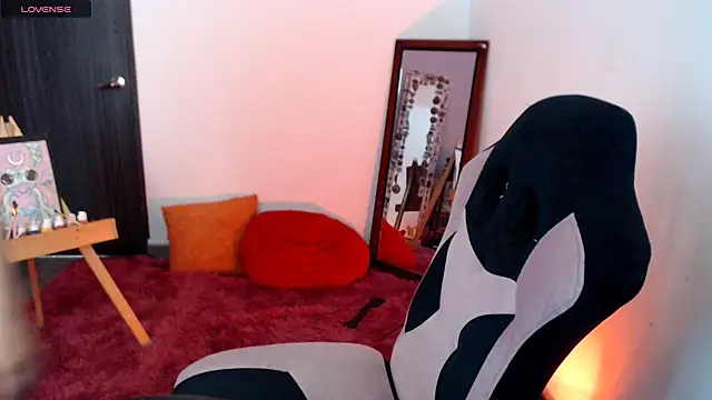 Nyxie8 online show from July 2026 09:04:01 PM