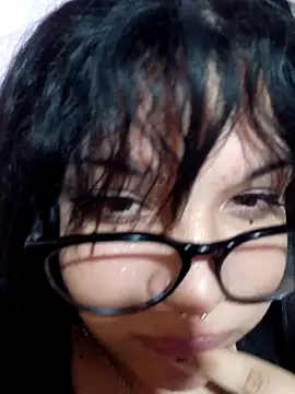 Snapshot of Sempai_Moon chatting on May 2026 12:37:02 AM Sempai Moon online show from May 2026 12:37:02 AM