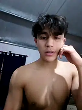 Snapshot of Sempai_Moon chatting on July 2026 10:18:01 PM Sempai Moon online show from July 2026 10:18:01 PM