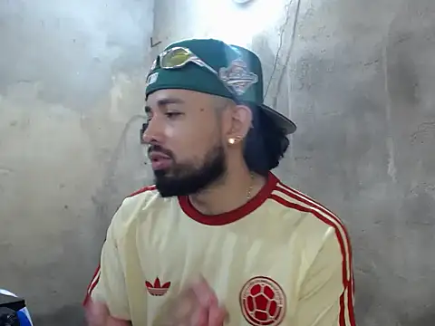 camilorestrepo77 online show from May 2026 08:34:01 PM