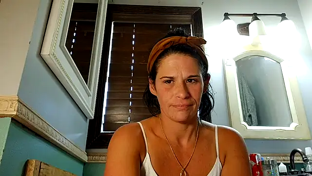 Vanessa Valentine online show from May 2026 03:06:02 PM