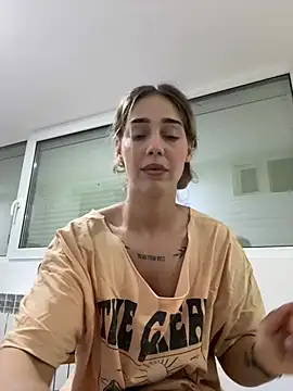 ZenyShy online show from May 2026 09:45:02 PM