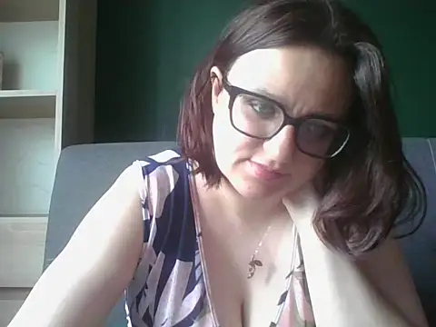 sensual paris online show from May 2026 05:33:01 AM