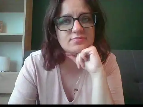 sensual paris online show from May 2026 05:27:01 AM