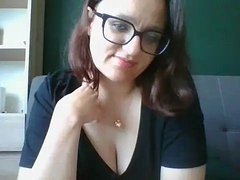 Snapshot of sensual_paris chatting on June 2026 05:29:02 AM sensual paris online show from June 2026 05:29:02 AM