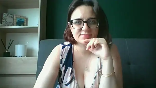 Snapshot of sensual_paris chatting on July 2026 06:47:02 AM sensual paris online show from July 2026 06:47:02 AM