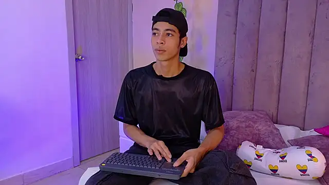 Liam  Mercury online show from June 2026 07:47:02 PM
