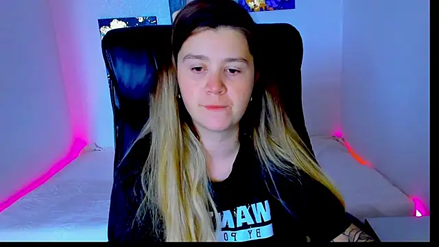 Snapshot of Natali_Secret chatting on June 2026 11:05:01 AM Natali Secret online show from June 2026 11:05:01 AM