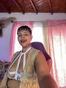 A CURVY HOT online show from May 2026 03:47:01 PM
