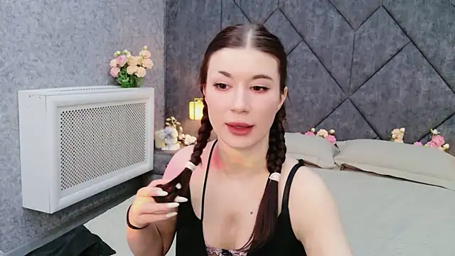 Gina lima online show from June 2026 08:30:01 PM