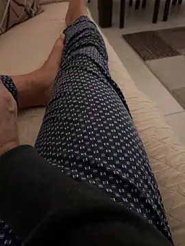 romanoxl69 online show from April 2026 08:13:02 PM