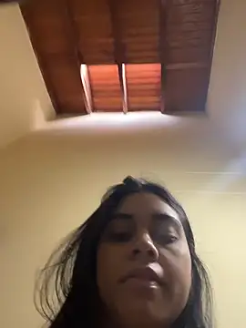 mia moonna online show from July 2026 12:05:02 PM