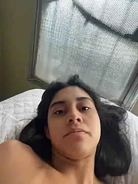 mia moonna online show from May 2026 12:03:02 PM