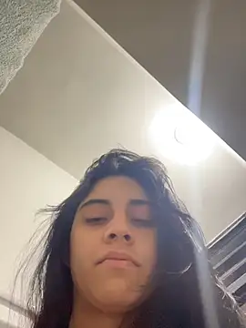 mia moonna online show from June 2026 11:05:02 AM