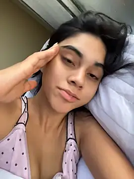 mia moonna online show from June 2026 11:32:02 AM
