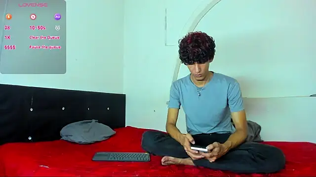liammendoza98 online show from May 2026 01:51:02 PM