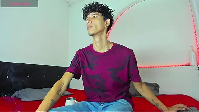 liammendoza98 online show from May 2026 12:09:02 PM
