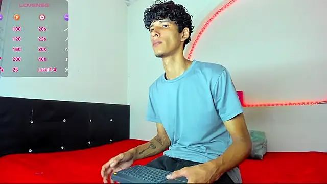 liammendoza98 online show from May 2026 12:02:02 PM