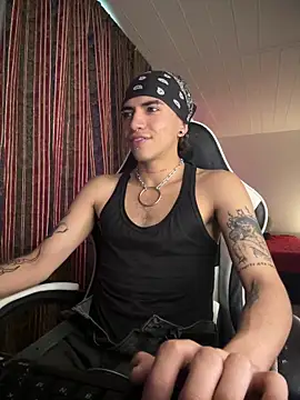 Darkodexx online show from April 2026 08:51:02 PM