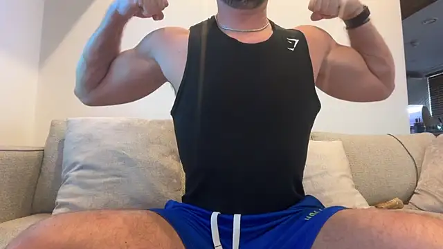 Snapshot of gymshrk chatting on May 2026 05:26:01 AM gymshrk online show from May 2026 05:26:01 AM