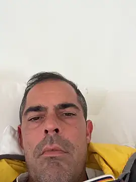Riccardo86xx online show from May 2026 01:38:01 PM