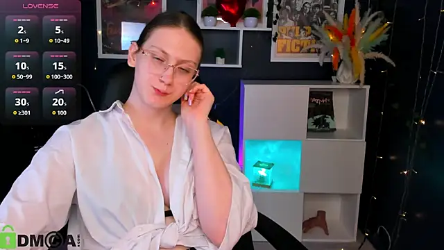 Queen Milena online show from May 2026 12:34:01 PM