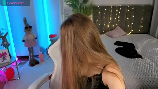 Dayana Mood online show from May 2026 06:09:01 AM
