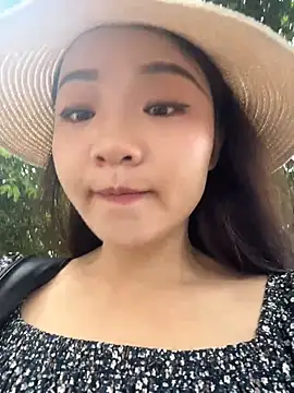 xiaochengzi505 online show from June 2026 01:33:01 AM