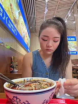 xiaochengzi505 online show from July 2026 02:31:01 AM