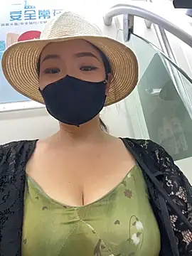 xiaochengzi505 online show from July 2026 05:51:01 AM