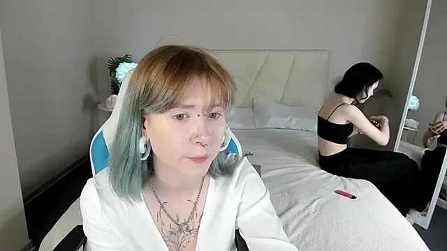 Elira Vane online show from June 2026 03:00:01 AM