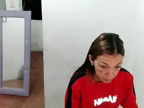 lucy23  sexx online show from May 2026 11:19:01 PM