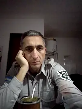 Snapshot of Alejandro83bsf chatting on June 2026 10:15:01 PM Alejandro83bsf online show from June 2026 10:15:01 PM